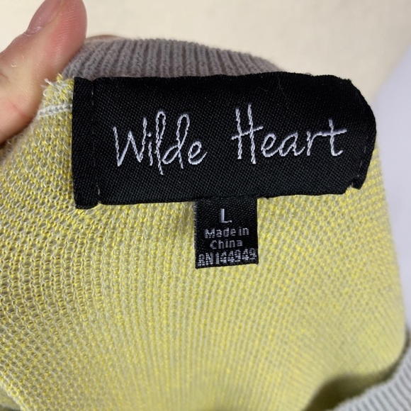 Wilde heart pineapple sweater - Picture 6 of 6